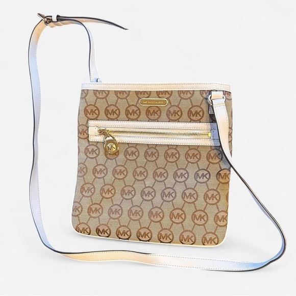 NWOT Michael Kors White Beige and Gold Crossbody Bag - Picture 8 of 8